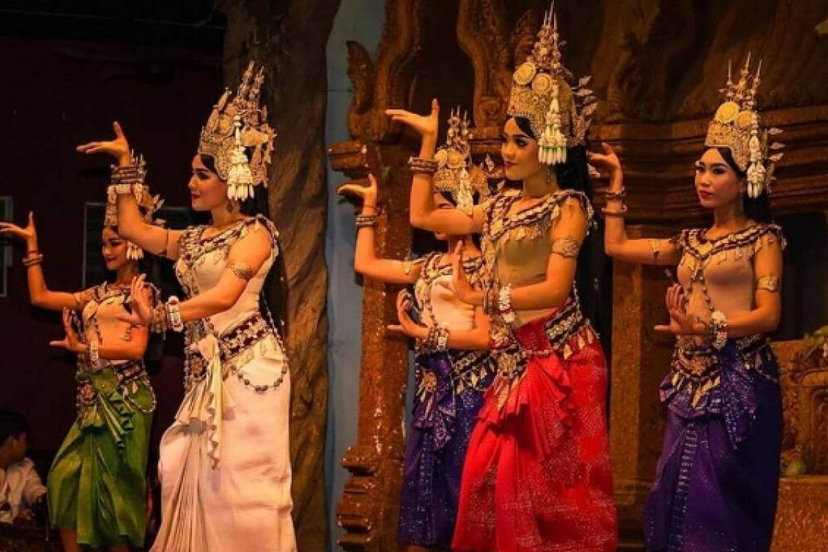 Traditional Khmer Performance, Vietnam Cambodia Tours - Indochina Trips