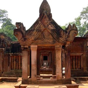 Banteay Srey - Indochina tour packages