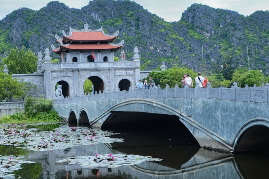 Hoa Lu Ancient Capital - Vietnam travel packages