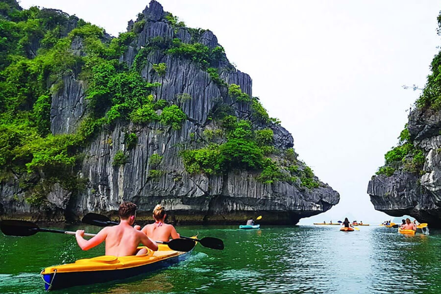 Lan Ha bay - Vietnam tour package