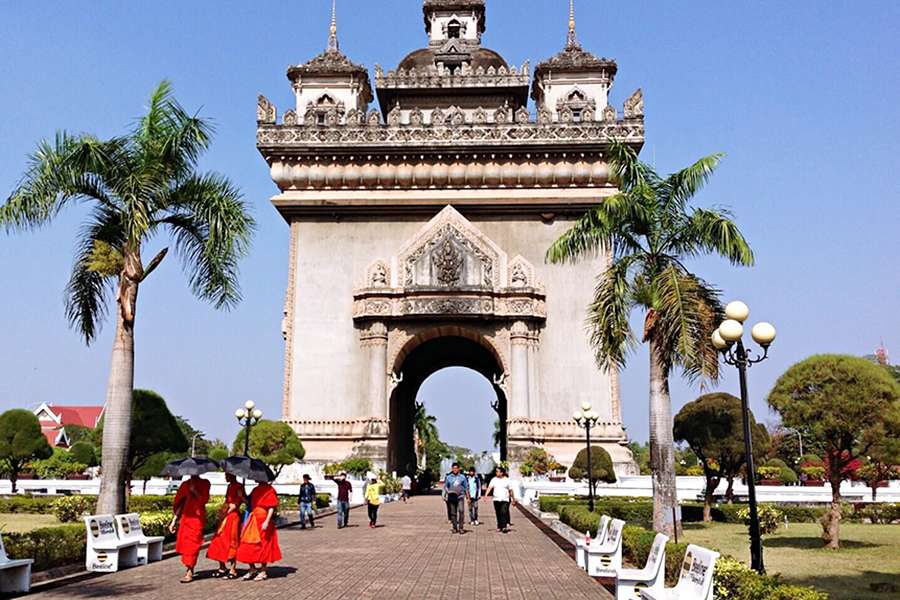 Patuxai Victory Monument-Cambodia Laos Tours