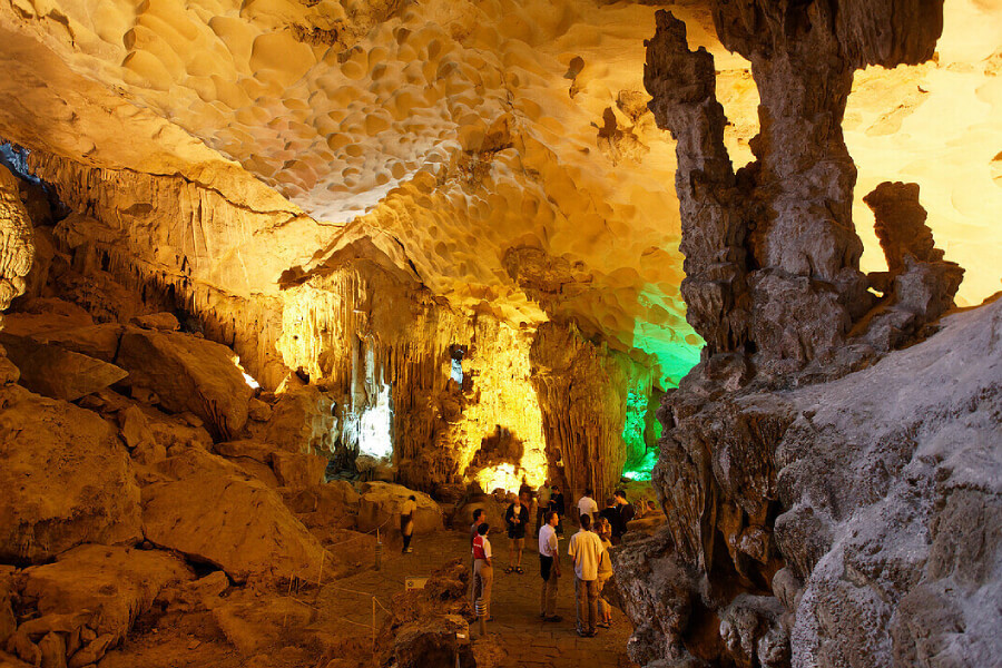 Sung Sot Cave - Vietnam tour packages
