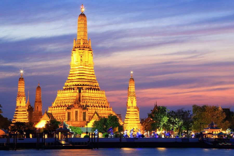 Wat Arun - multi-country asia tour packages