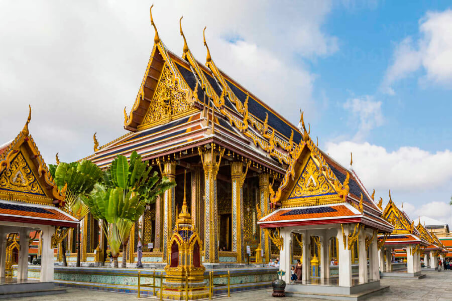 Wat Phra Kaew - Multi country asia tours