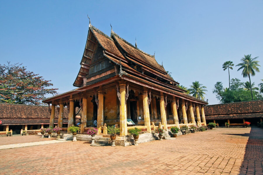 Wat Sisaket - Indochina tour package