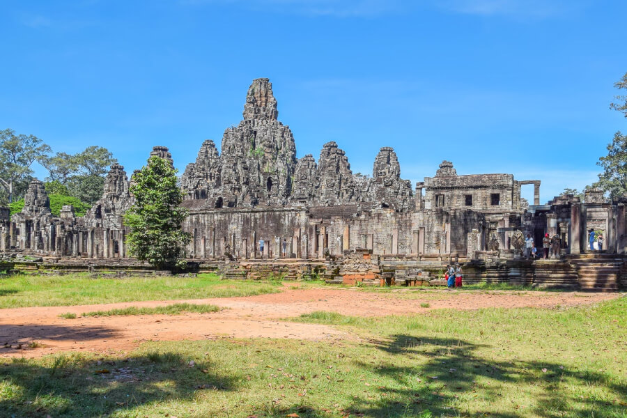the Bayon Temple - Cambodia Laos tour pacakges