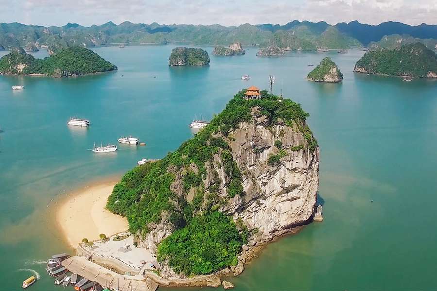 Titov Island Halong - Vietnam Cambodia tour