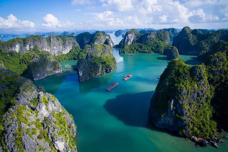 Indochina tour package - Halong Bay, Vietnam