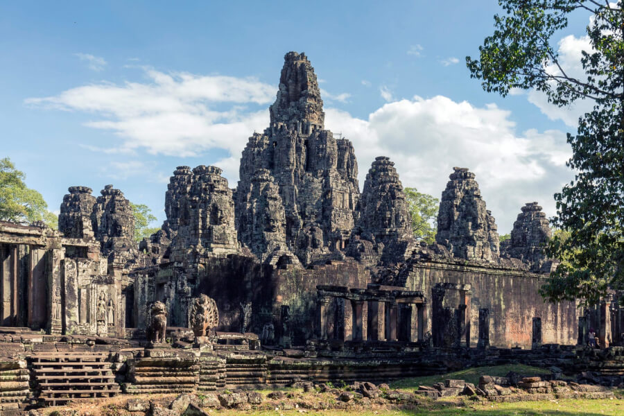 Angkor-Thom-Indochina tour packages