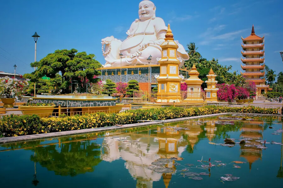 Vinh Trang pagoda - Indochina Tours
