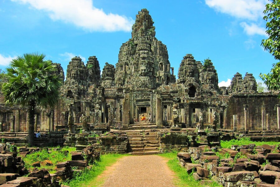 Angkor Thom - Multi country asia tours