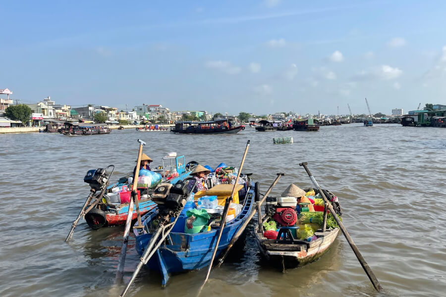 Cai Rang Floating Market - Vietnam Cambodia Tours