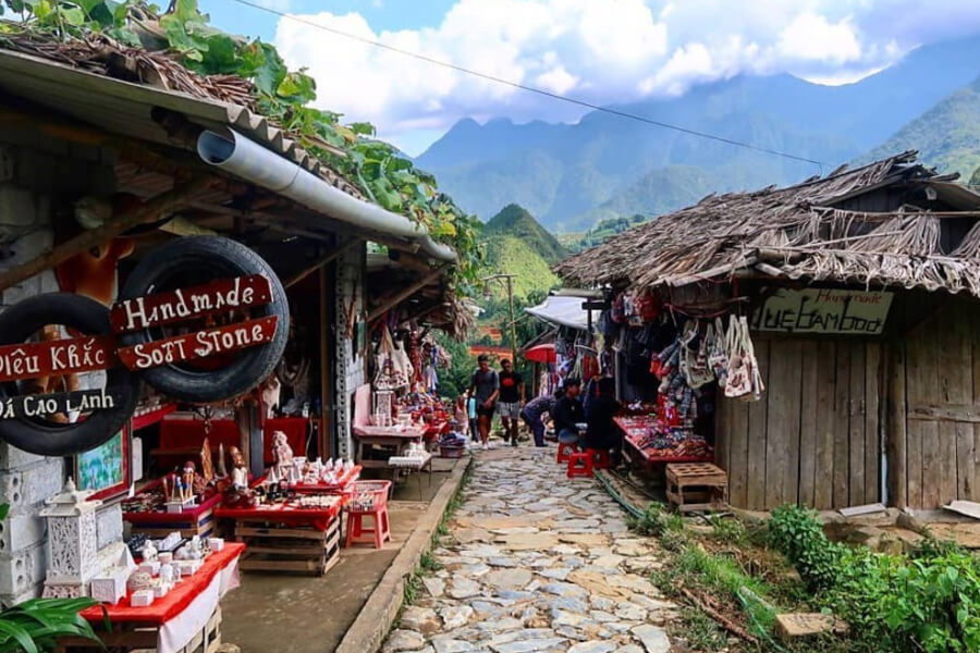 Cat Cat village - Vietnam Cambodia Tours