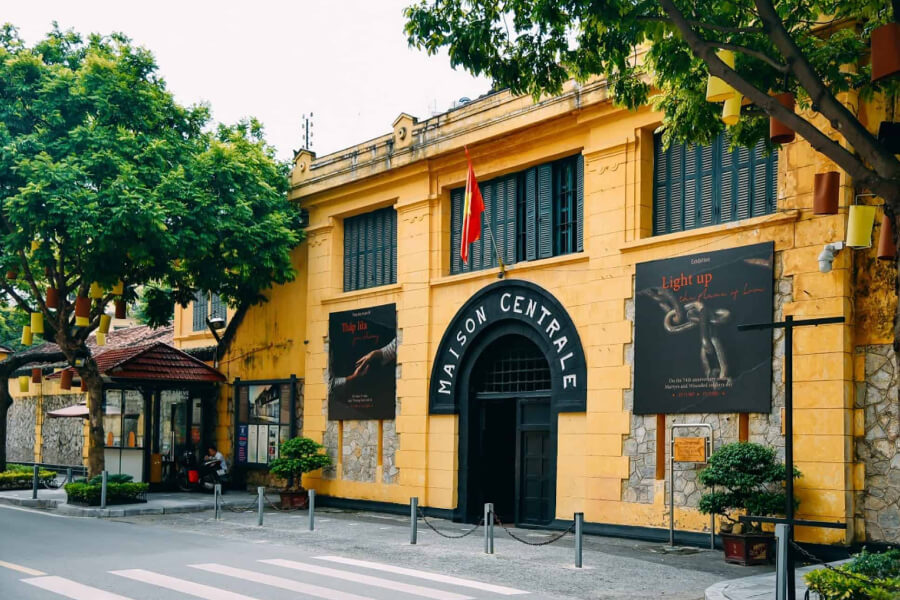 Hoa Lo Prison - Multi country asia tours