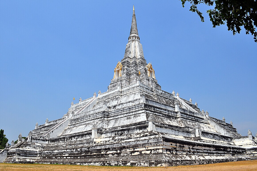 Wat Phu Khao Thong - Multi country asia tours