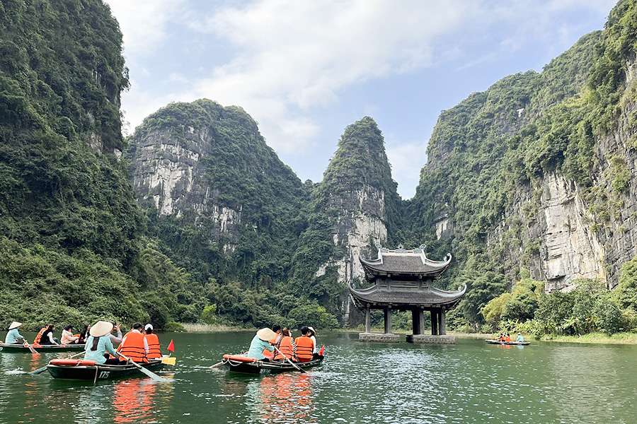 Ninh Binh Listed Among the Top 10 Crowd-Free New Wonders of the World