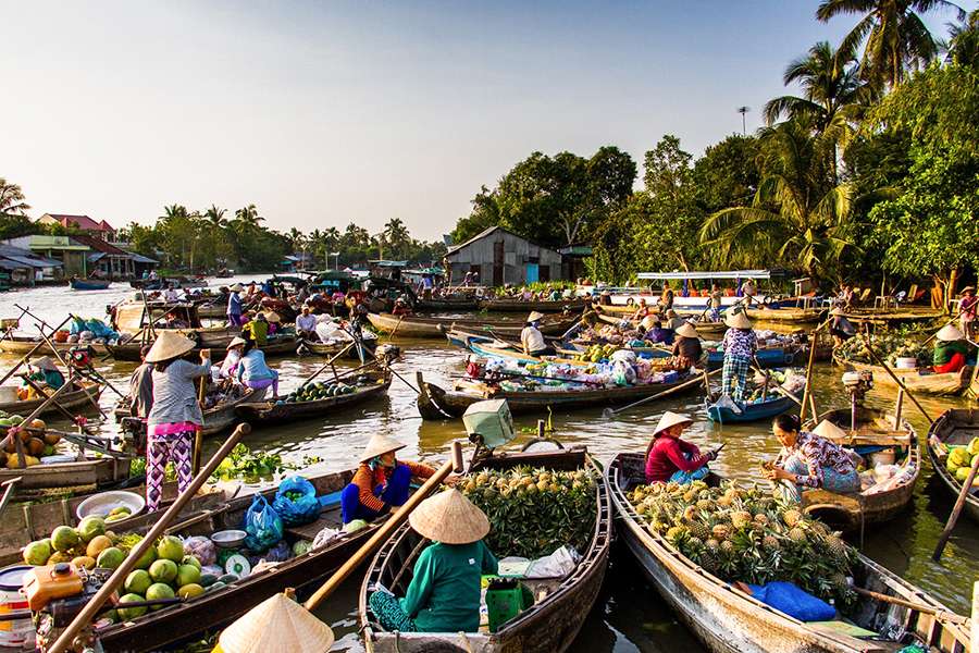 Cai Rang Floating Market-Vietnam Laos tours
