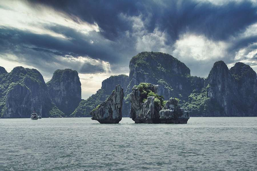 Fighting Cock Islet - Vietnam and Cambodia tours