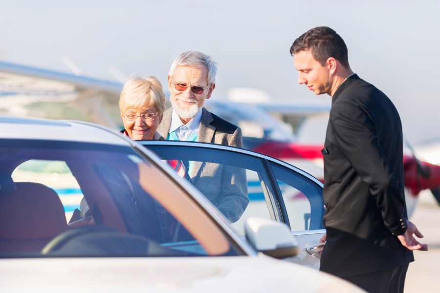 Noi Bai Airport Fast Track Service Took Great Care of My Elderly Parents