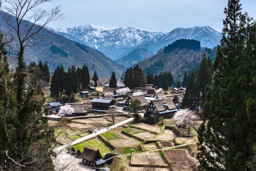 Historic Villages of Shirakawa-go and Gokayama - UNESCO Heritage Sites in Asia